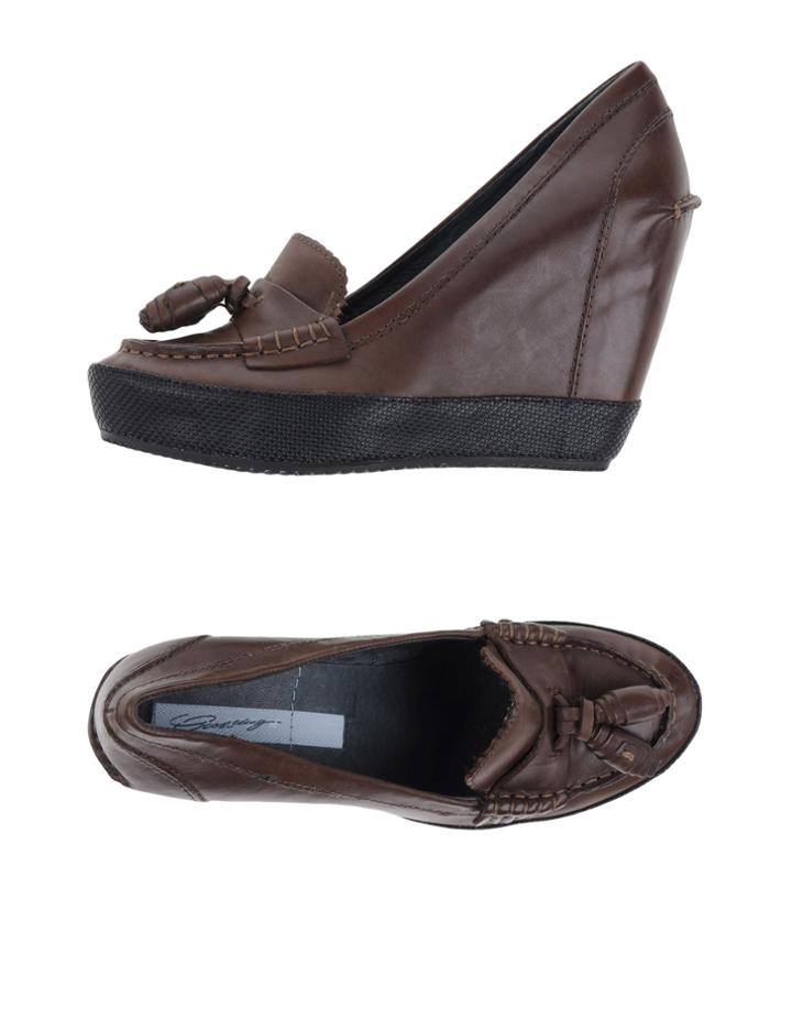 Logan Crossing Loafers