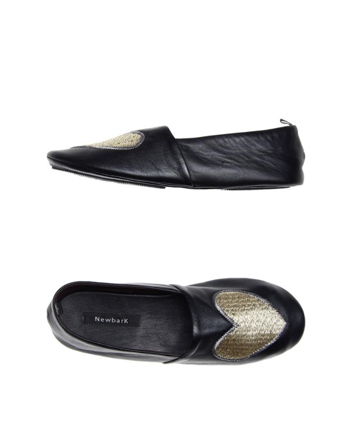Newbark Ballet Flats