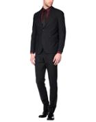 Bourbon Street&reg; Suits