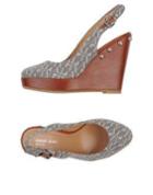 Armani Jeans Pumps