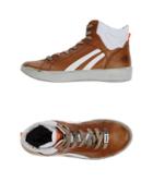 Mecap Sneakers