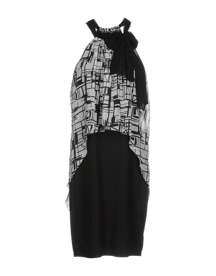 Soani 3/4 Length Dresses