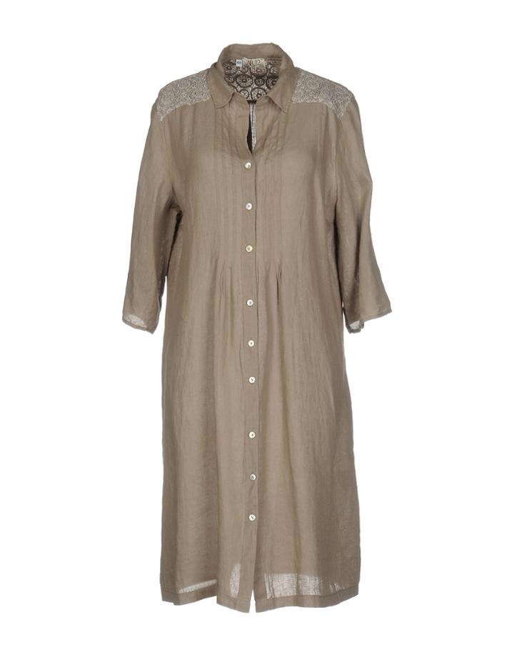 Ar.12 Knee-length Dresses