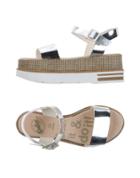 Destroy Sandals