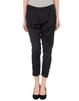 Hanita 3/4-length Shorts