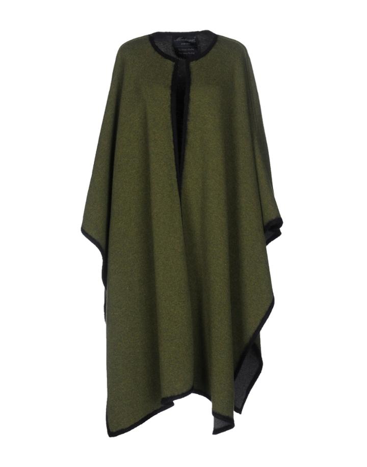 Montereggi Point Capes & Ponchos
