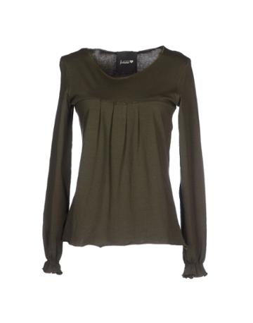 Le Petit Femme T-shirts