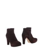 Gielle Ankle Boots