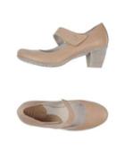 Khrio' Pumps