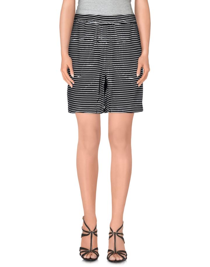 8pm Bermudas