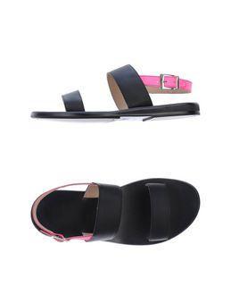 Mr. Hare Sandals