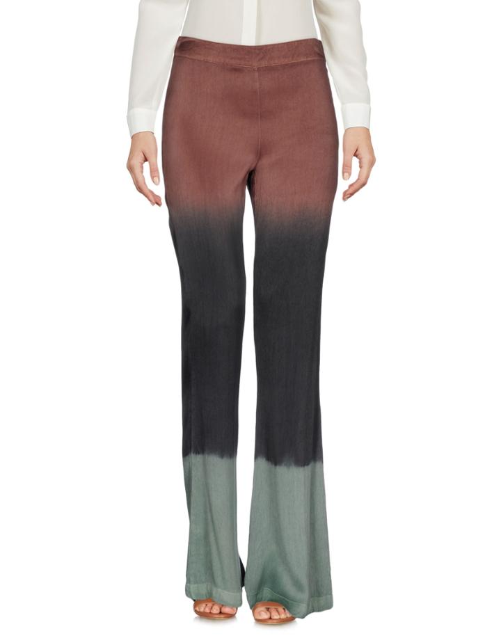 L O De Faldas Casual Pants