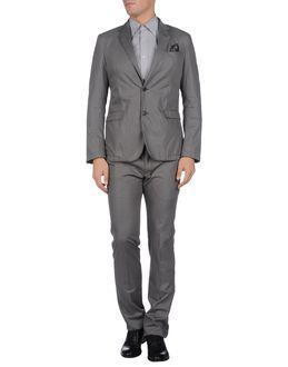 Manuel Ritz White Suits