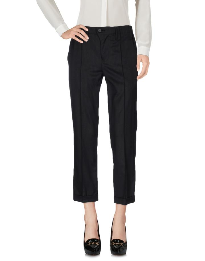 Julien David 3/4-length Shorts
