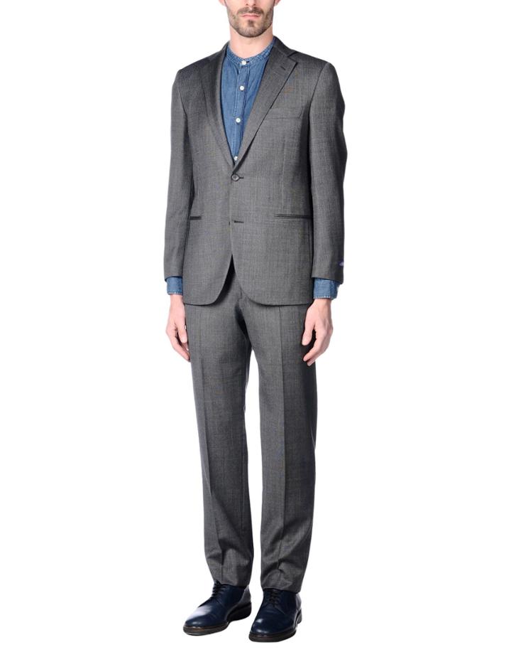 B B5 Suits