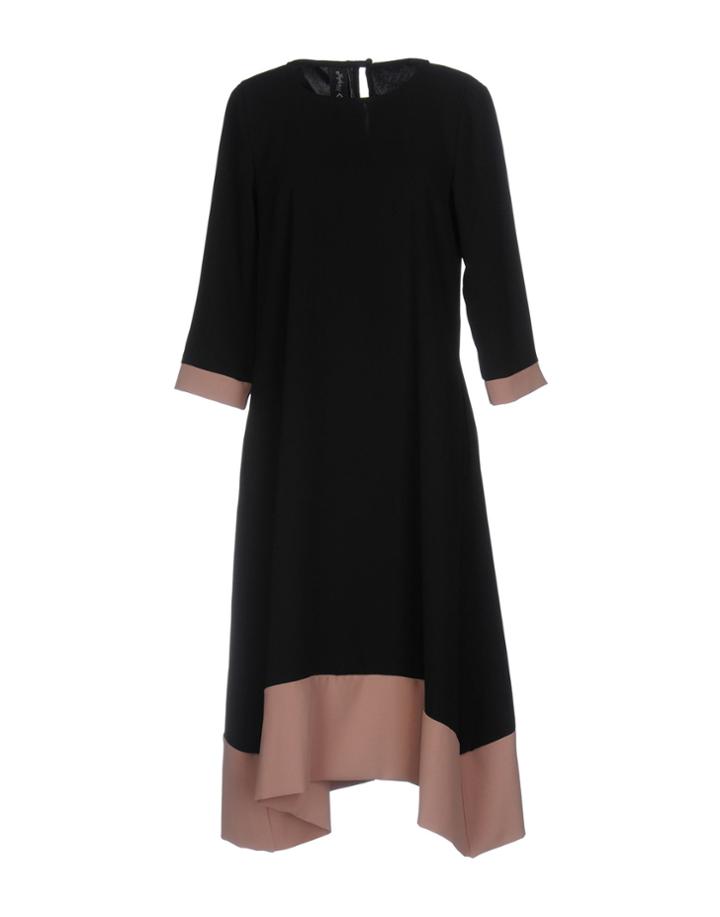 Maryley Knee-length Dresses