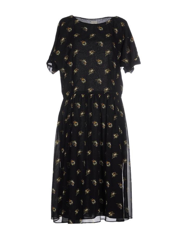 Masscob 3/4 Length Dresses
