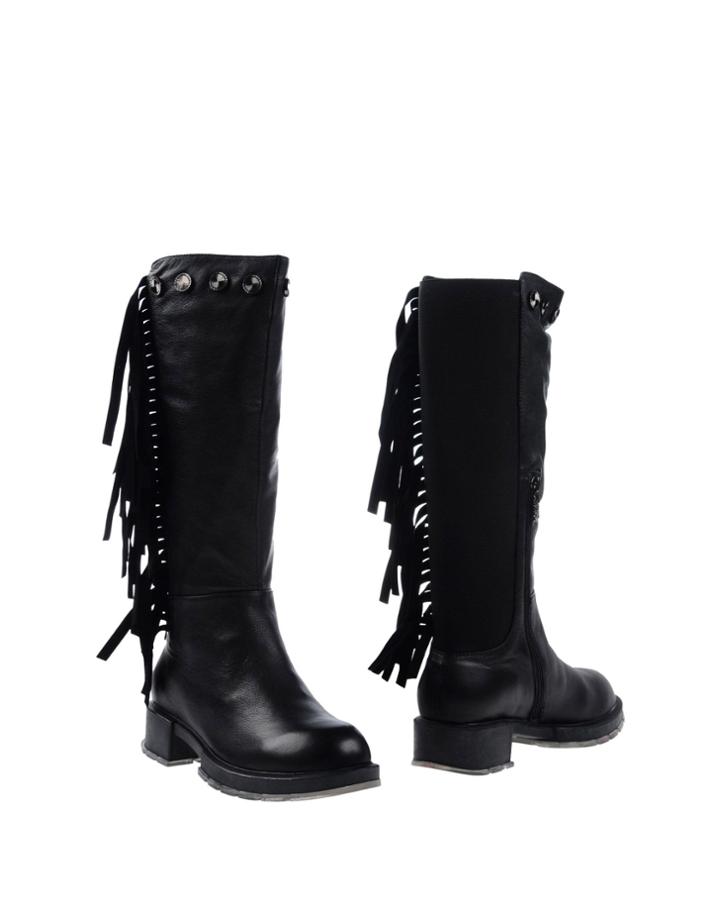 Russel Matos Boots
