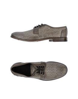 Pawelk's Lace-up Shoes