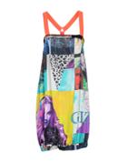 Gizia Knee-length Dresses