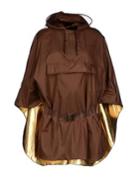 Collection Privee? Capes