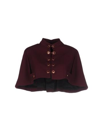 Mangano Capes
