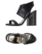 D Nou E Sandals