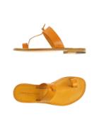 L'artigiano Del Cuoio Toe Strap Sandals