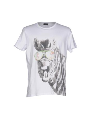 Zeybra T-shirts