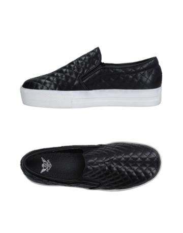 Seven 7 Sneakers