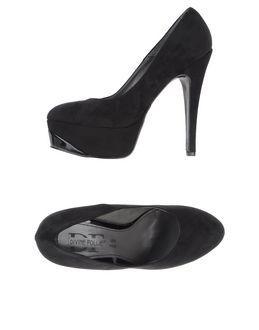 Divine Follie Pumps