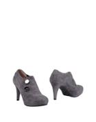 De Robert Booties