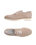 Victoria Wood Sneakers