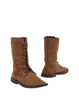 Le Crown Ankle Boots