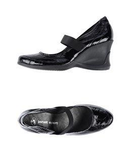 Janet Sport Pumps