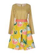 Niu Knee-length Dresses