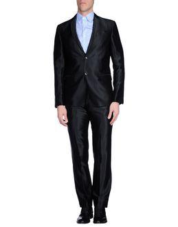 Angelotoma Suits