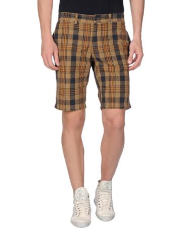 Red5 Bermudas