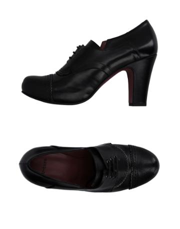 U-turn Loafers