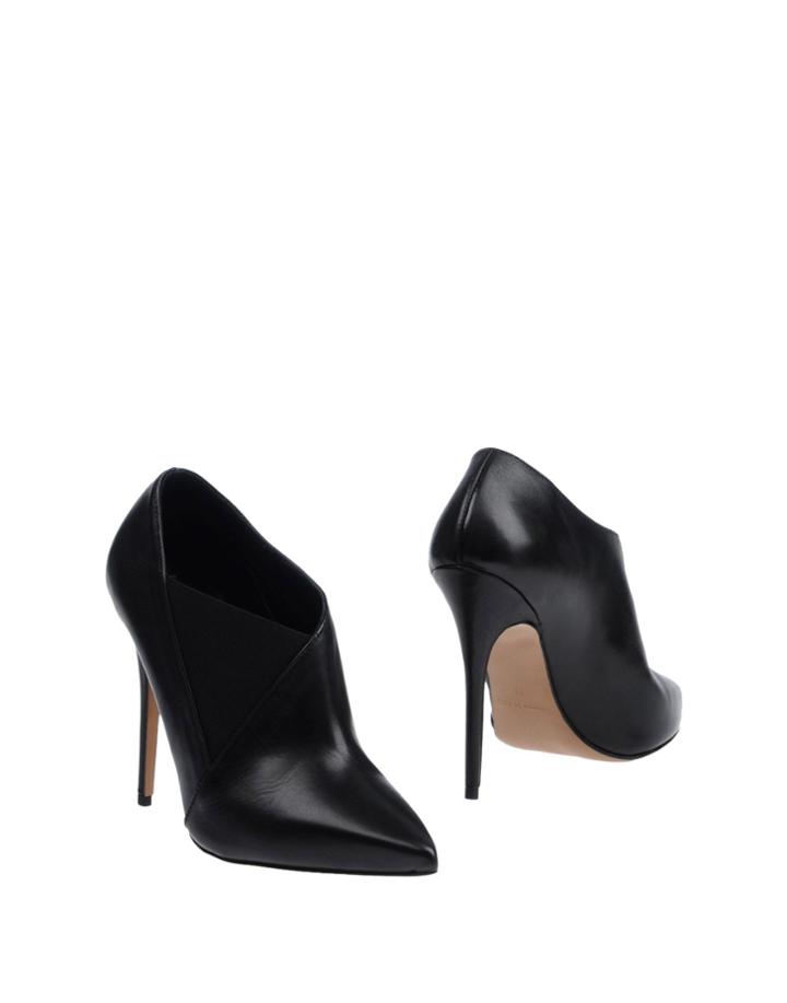 Les Trois Gar Ons Booties