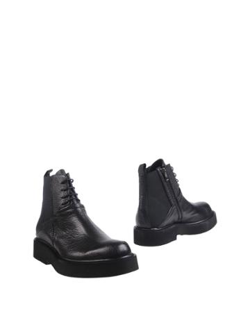 Scarpedarte&reg; Ankle Boots