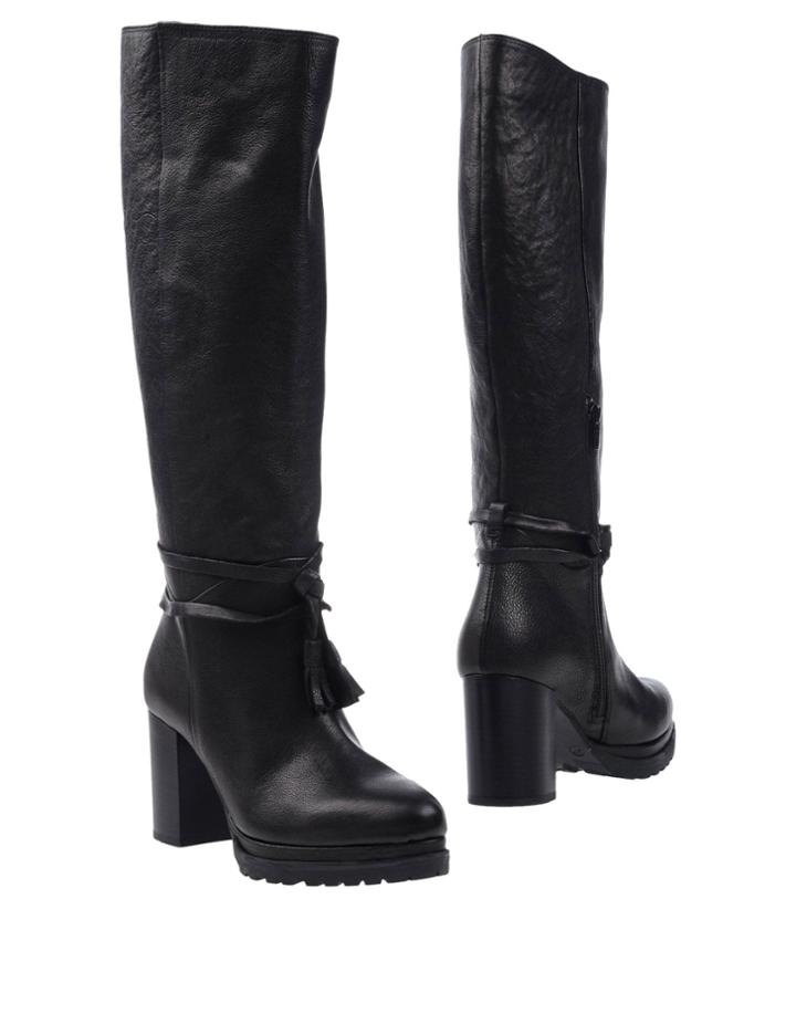 Unmade Boots