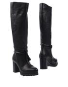 Unmade Boots