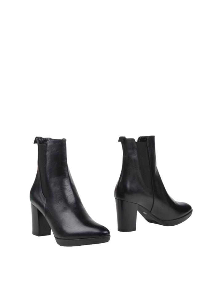 V Italia Ankle Boots