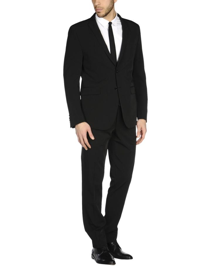 Fradi Suits