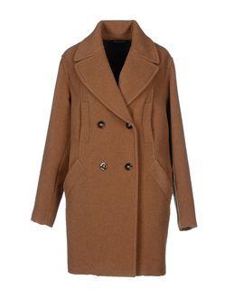Jeckerson Coats