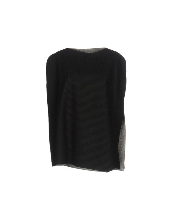 Niu Capes & Ponchos