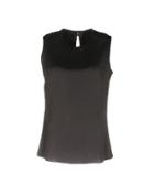 Safiyaa Tops