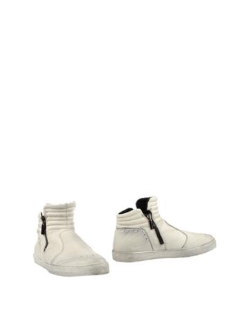 Enter G Ankle Boots