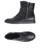 Atelier Mercadal Sneakers